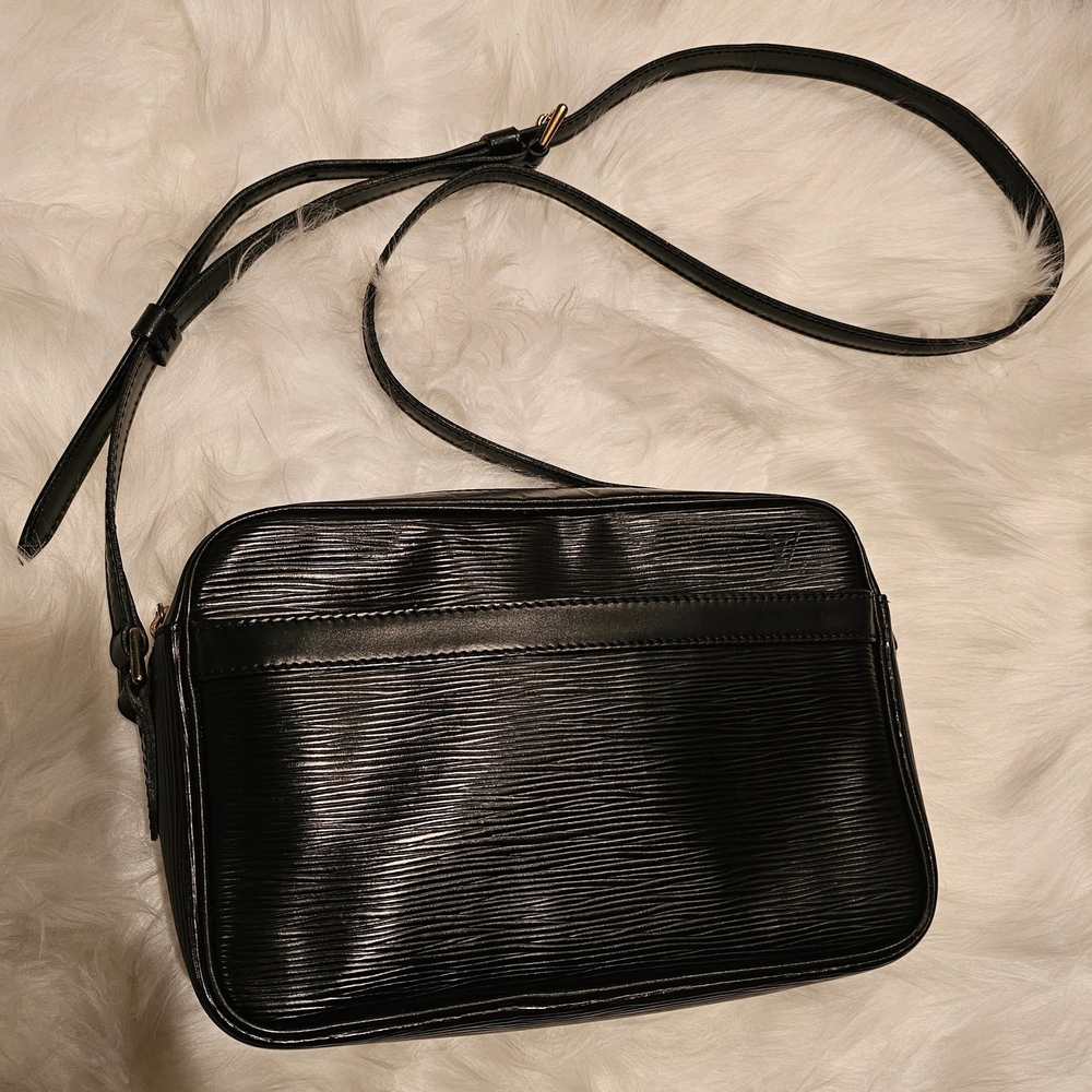 Louis Vuitton Epi Black Trocadero